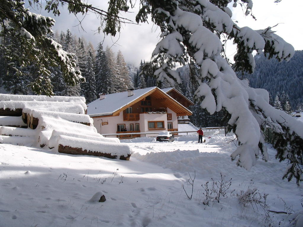 Hotel Garni Civetta Selva di Cadore Exteriör bild